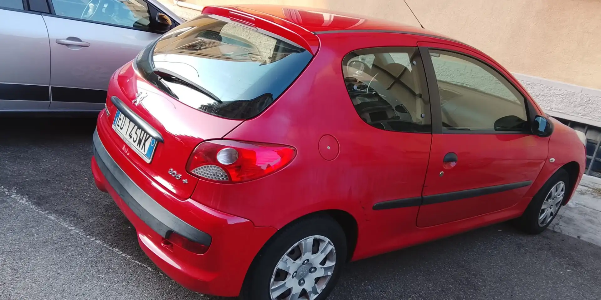 Peugeot 206 Plus 3p 1.1 Urban - 2