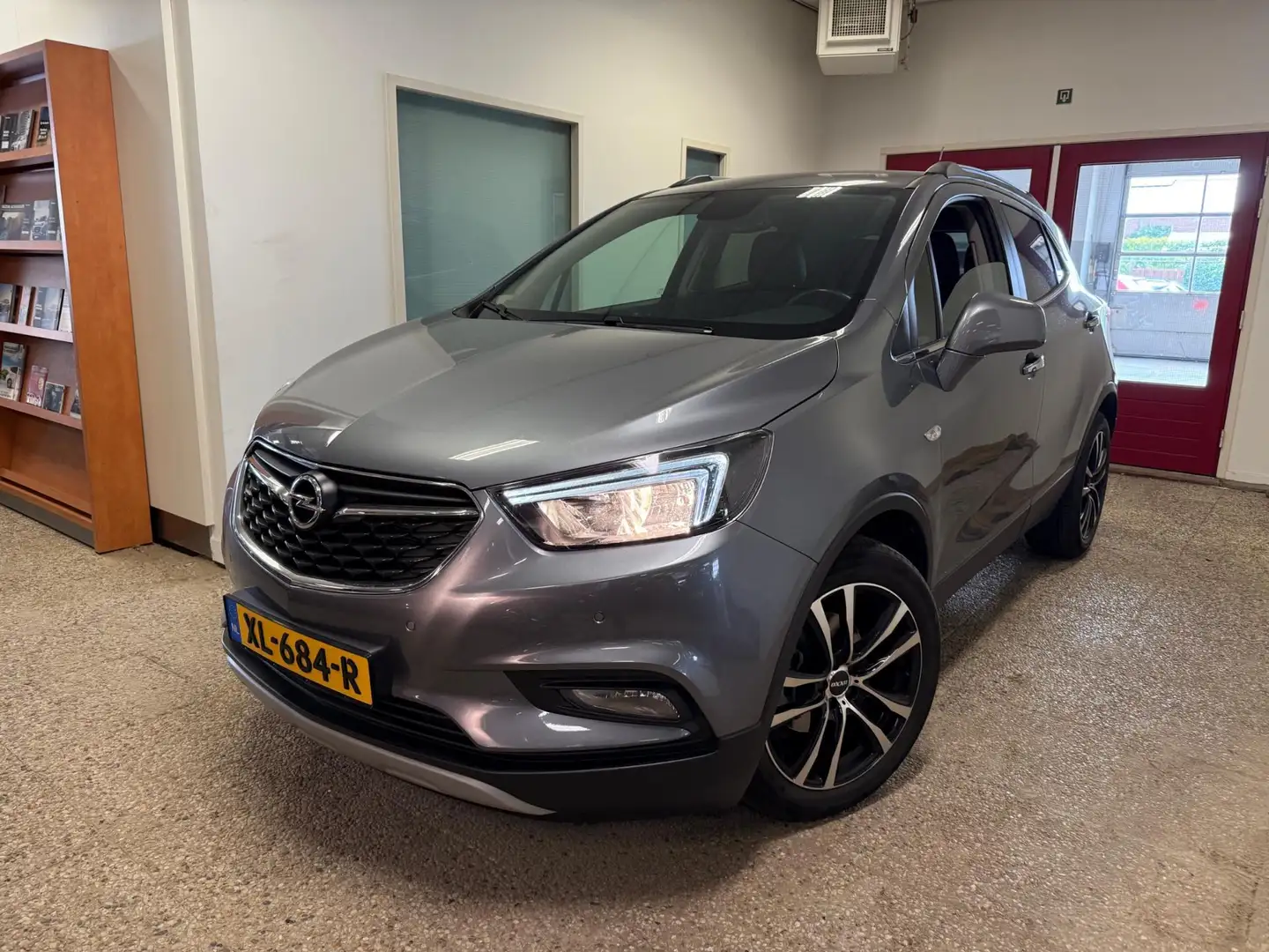 Opel Mokka X 1.4 Turbo Innovation | Navi | Carplay | Trekhaak| Grijs - 2