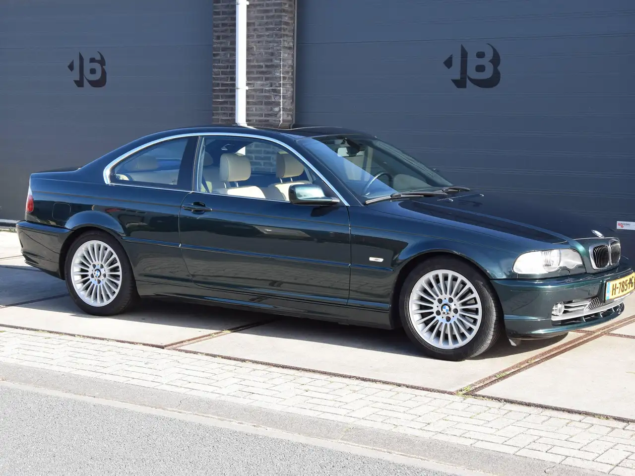 BMW 330Ci Special Edition Oxford Grun II / Individual, foto 1