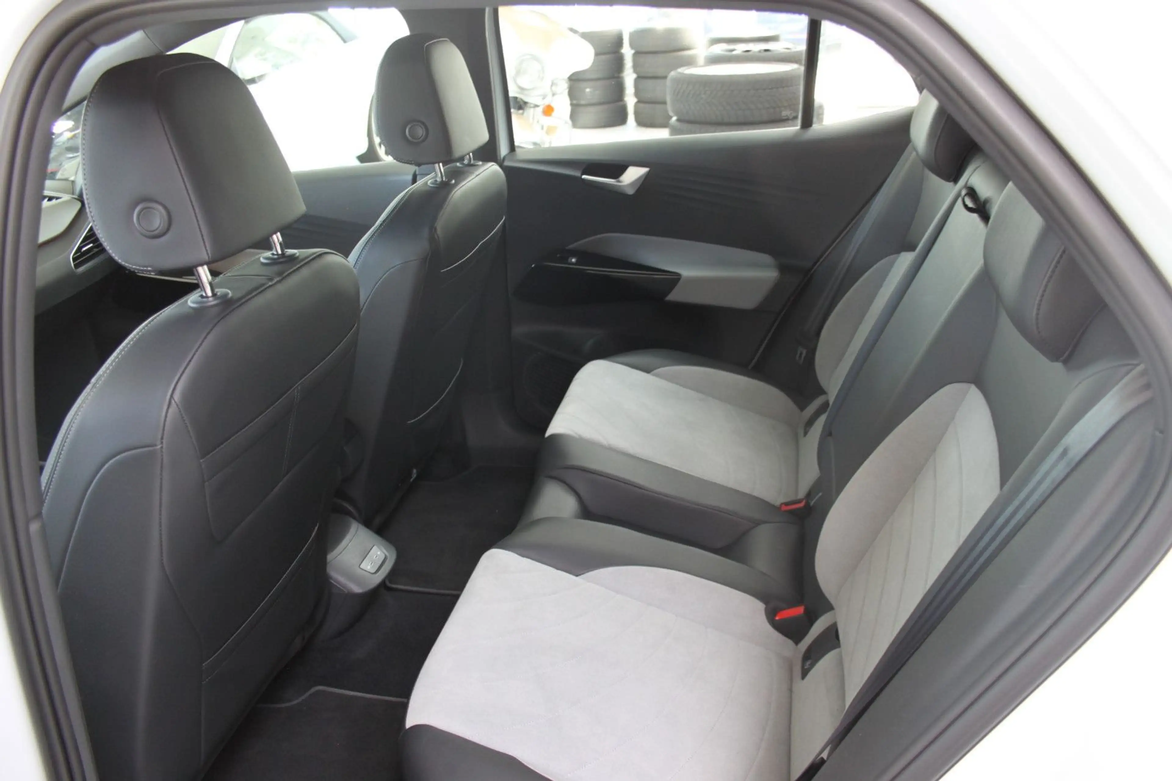 Volkswagen ID.3 Pro S/ALU19"/HUD/KAME/ELESITZE/ACC/STZHZ/NA — photo 9
