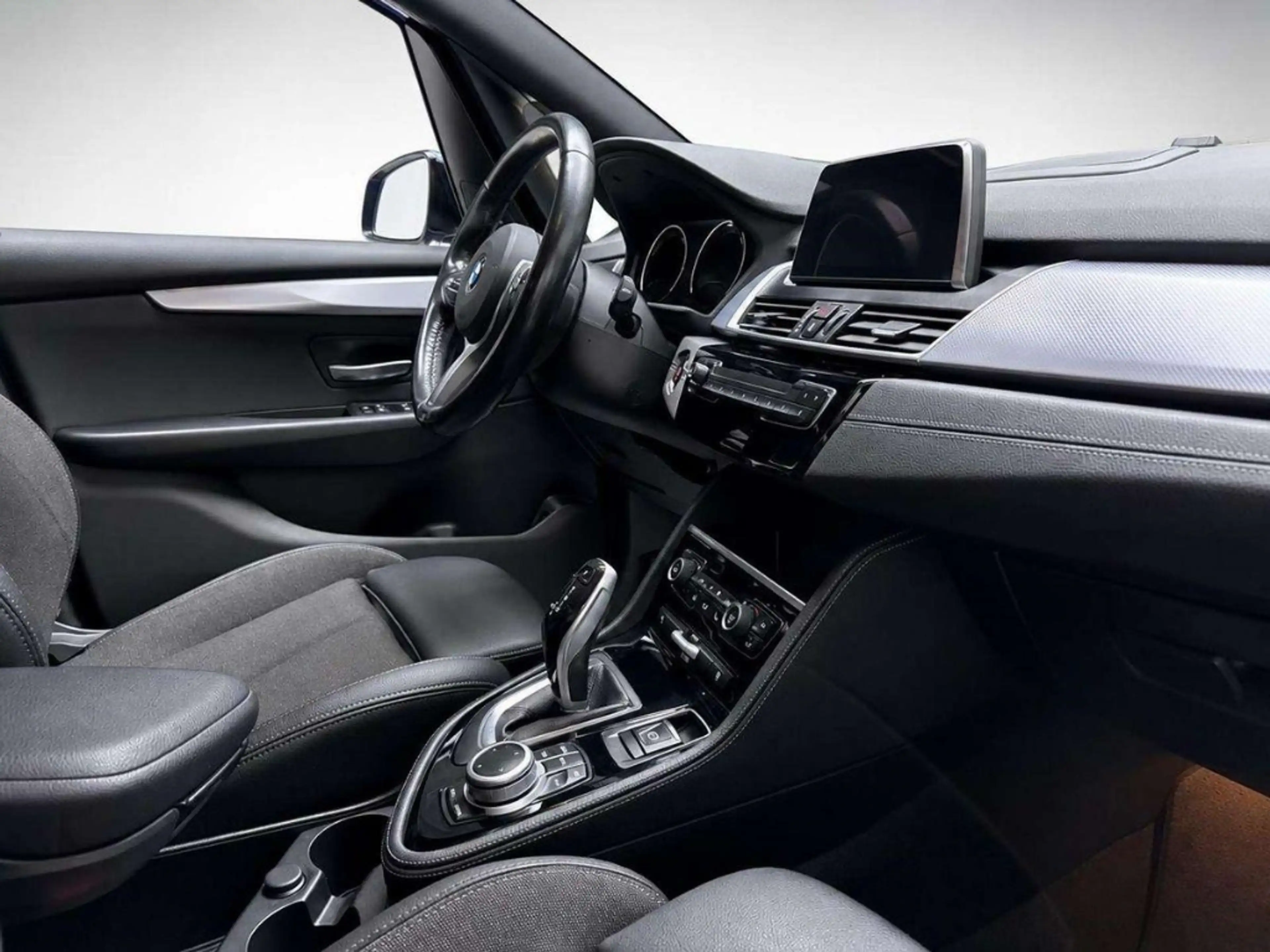 BMW 218 Gran Tourer M Sport Business 7-Sitz H&K Kamera AHK — photo 9