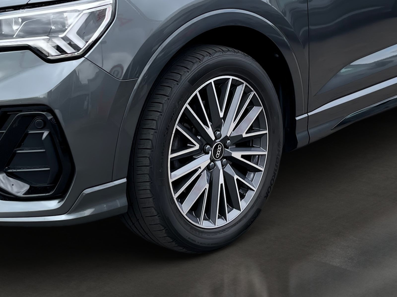 Audi Q3 40 TDI quattro s-line Busi+Assisten — photo 4