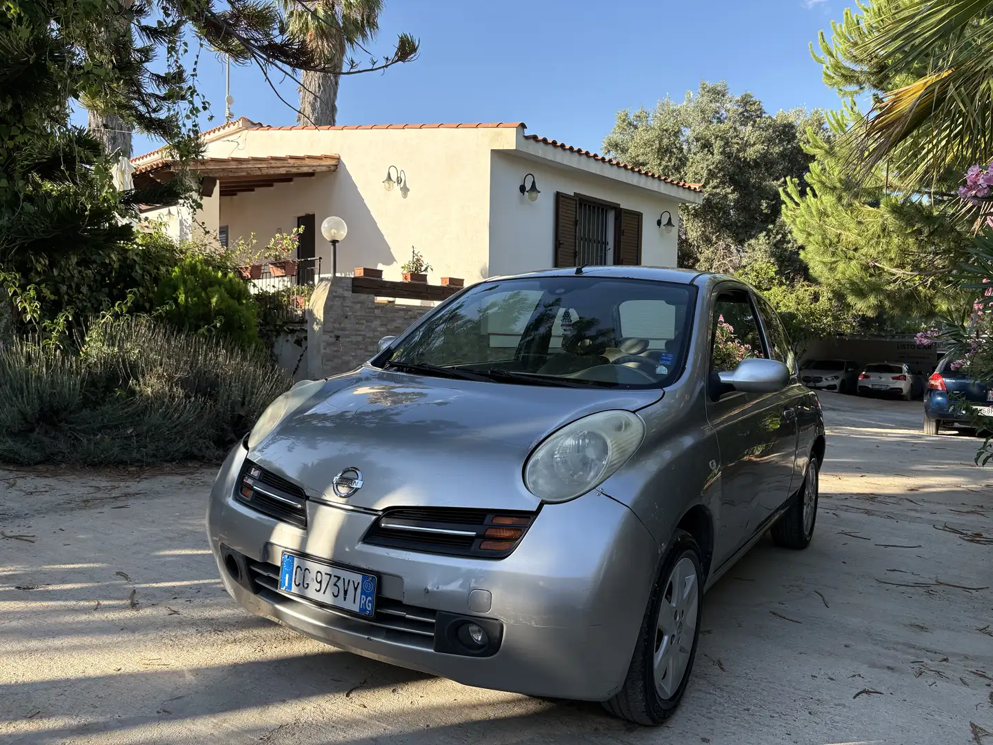 Nissan Micra 3p 1.4 Luxury - 1