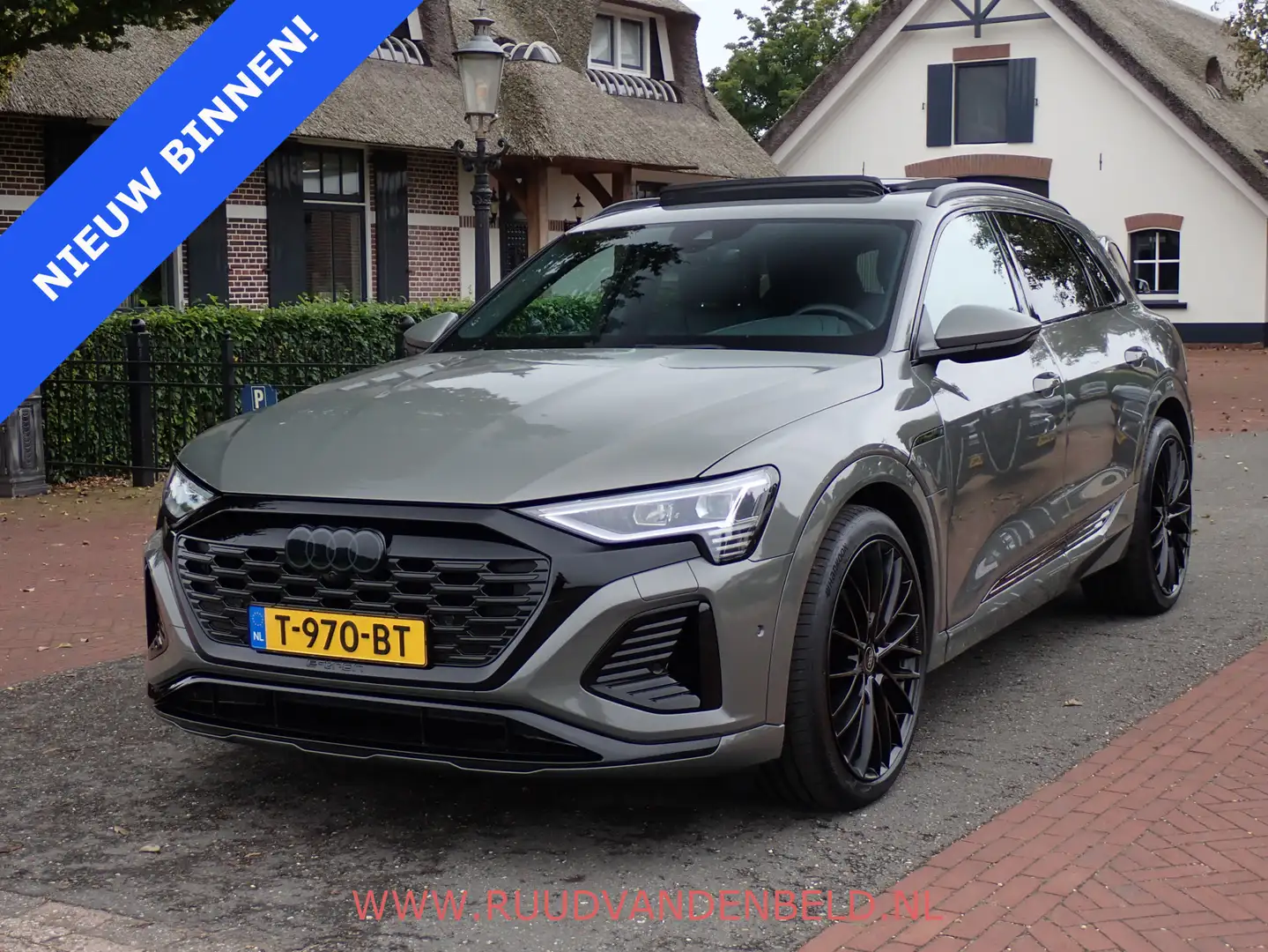 Audi Q8 e-tron 50 QUATTRO S-LINE 93%SOH 22''/ACC/PANODAK/CAMERA Grijs - 1