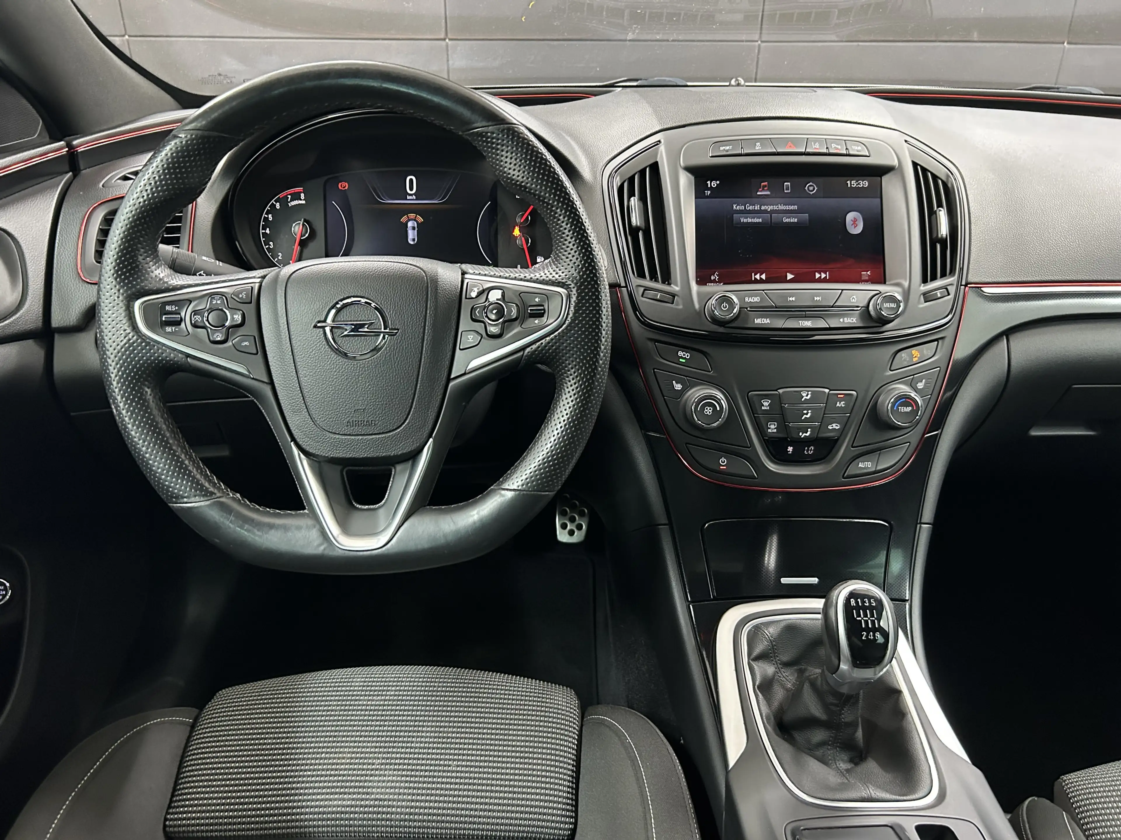 Opel Insignia Sport 4x4 OPC-Line+ACC+BI-Xenon+Keyless — photo 12