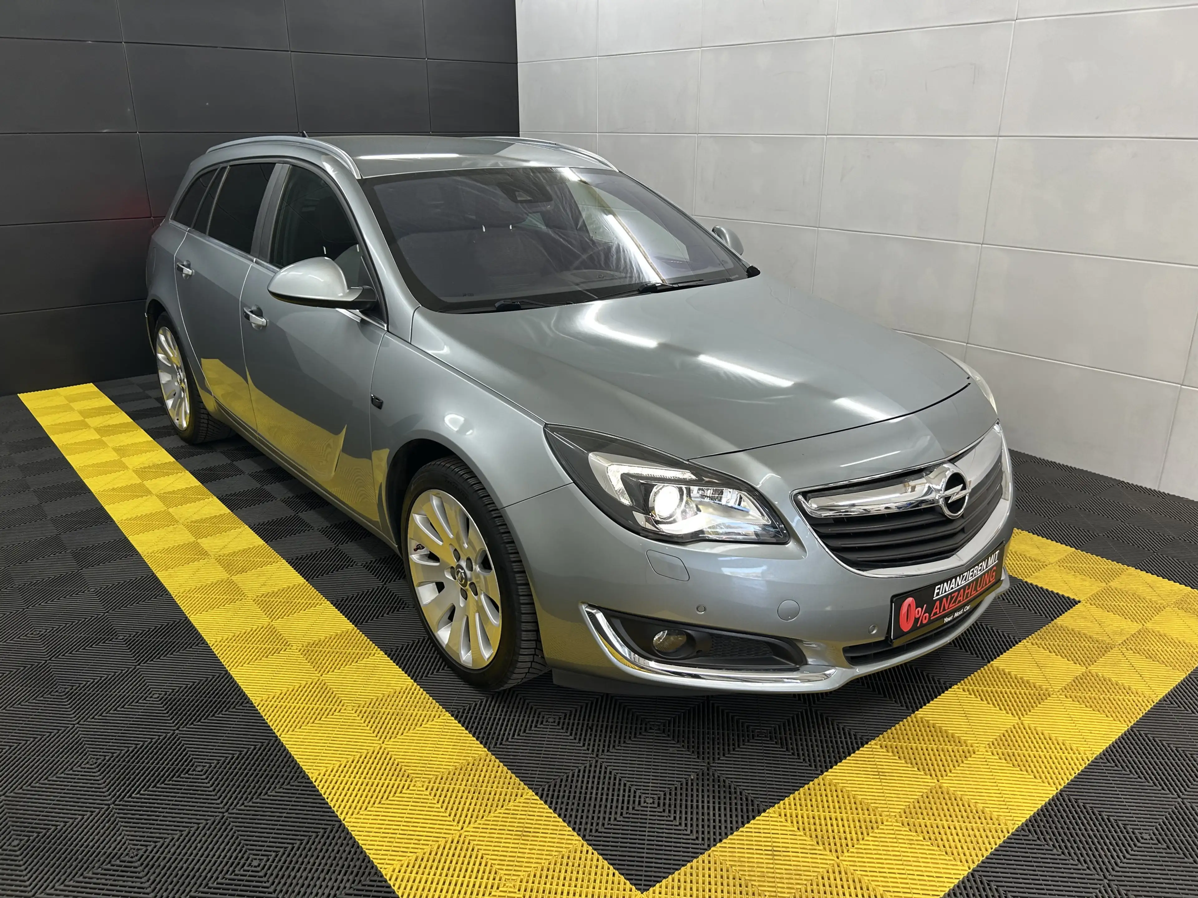 Opel Insignia Sport 4x4 OPC-Line+ACC+BI-Xenon+Keyless — photo 3
