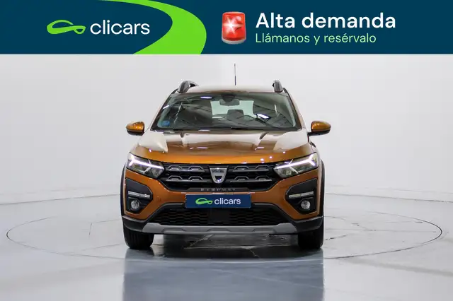 Dacia Sandero view 2