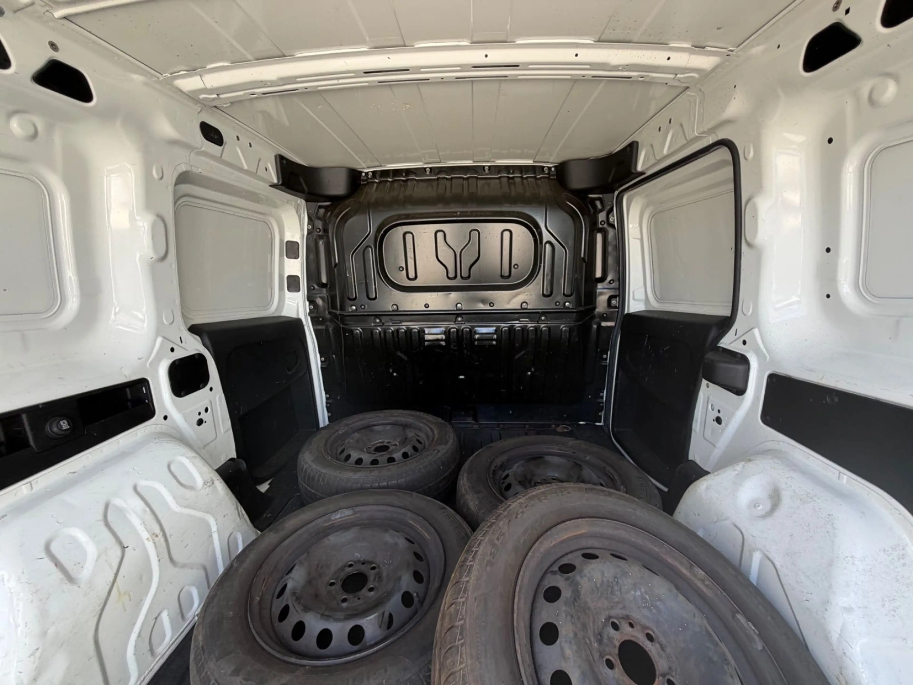 Fiat Doblo Doblò SX Kasten — photo 16