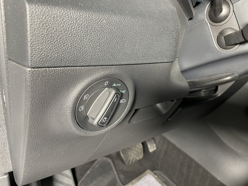 Skoda Karoq 2.0 TDI 115 DSG7 BUSINESS GPS CARPLAY — photo 10