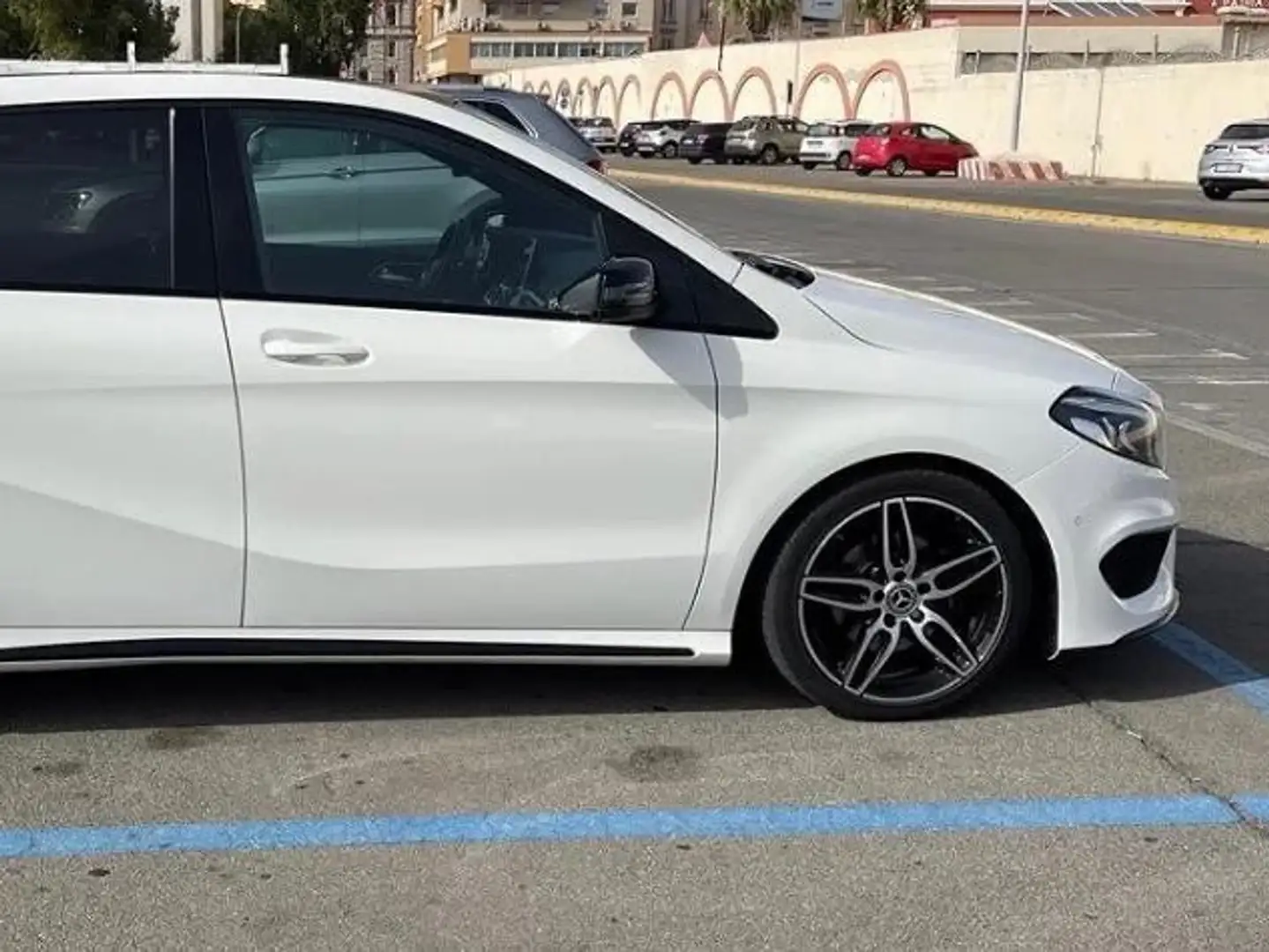 Mercedes-Benz B 200 d (cdi) Sport auto Amg - 2