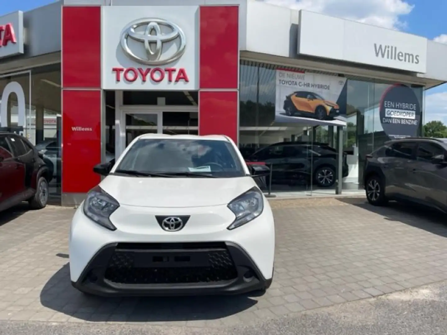 Toyota Aygo X play AygoX Pulse CVT (direct beschikbaar) - actie Wit - 2
