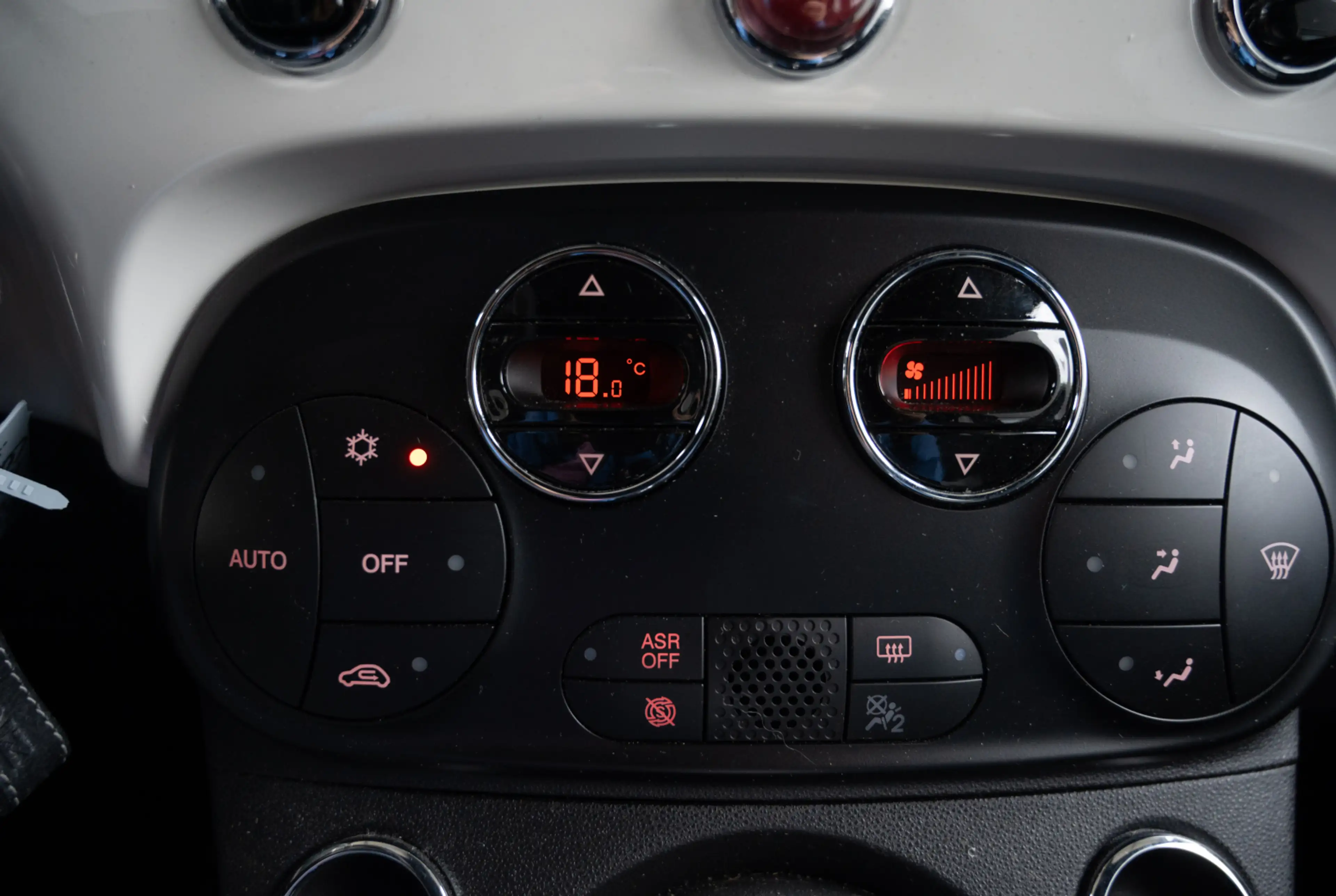 Fiat 500 Basis 1.0 GSE N3 Hybrid *KOMFORT-PAKET*TECH-PAKET* — photo 9