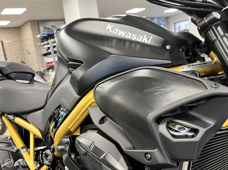 Kawasaki Z 900 - foto 7