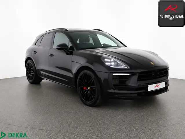 Porsche Macan view 7