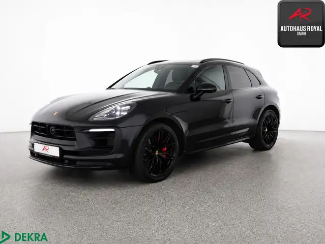 2023 Porsche Macan in Black for sale