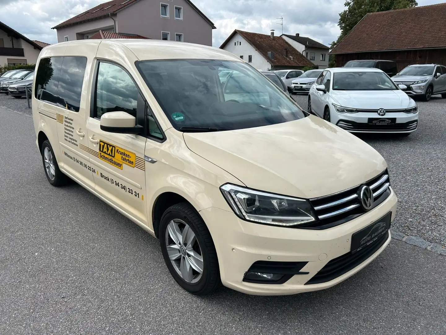 Volkswagen Caddy Maxi Comfortline *NAVI*Bi-Xenon* Beige - 1
