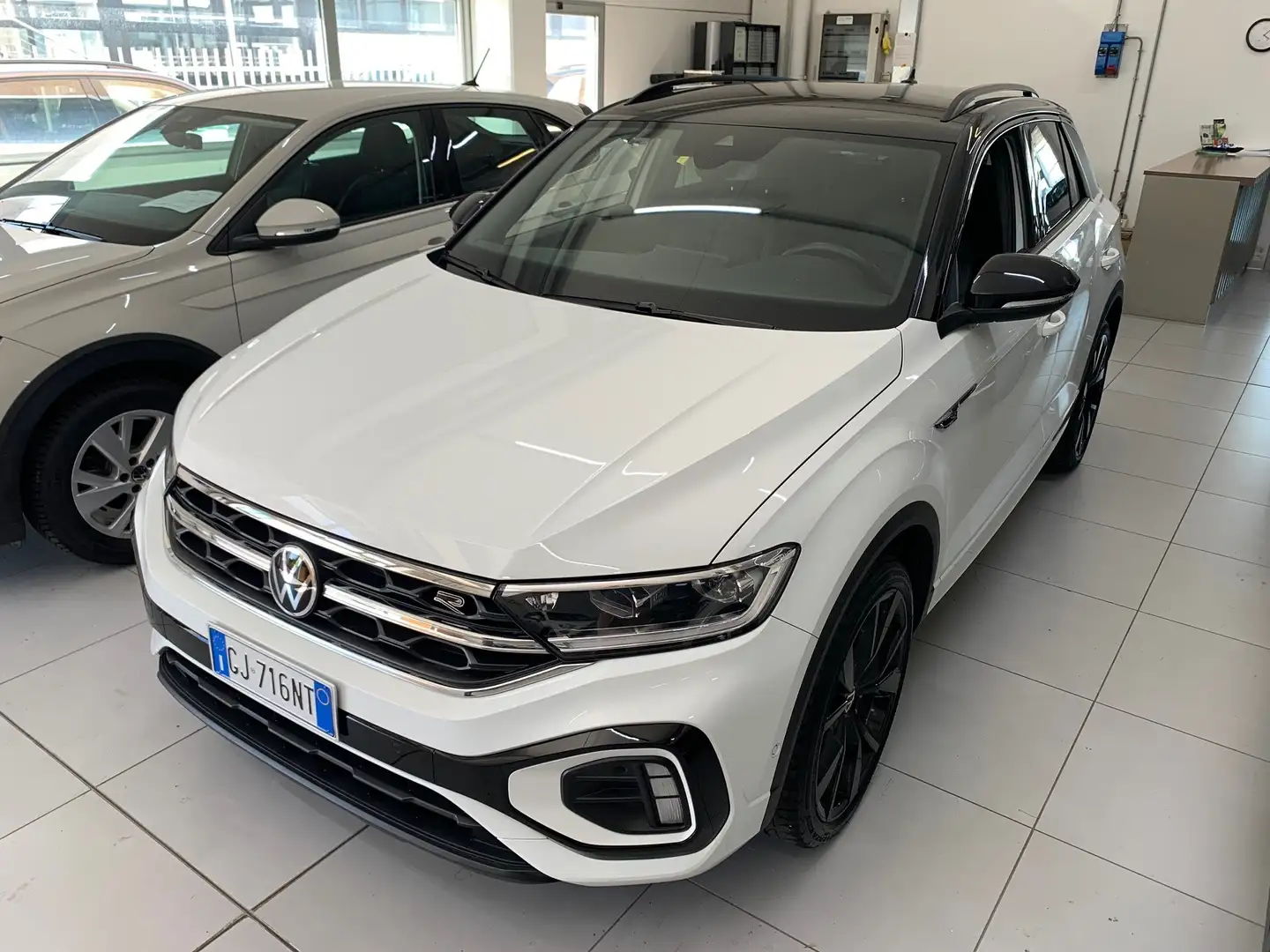 Volkswagen T-Roc T-Roc 1.5 tsi R-Line dsg + BLACK PACK Blanco - 1