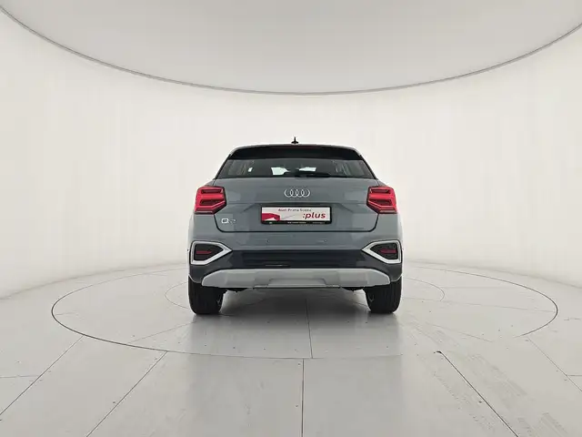 Audi Q2 view 4