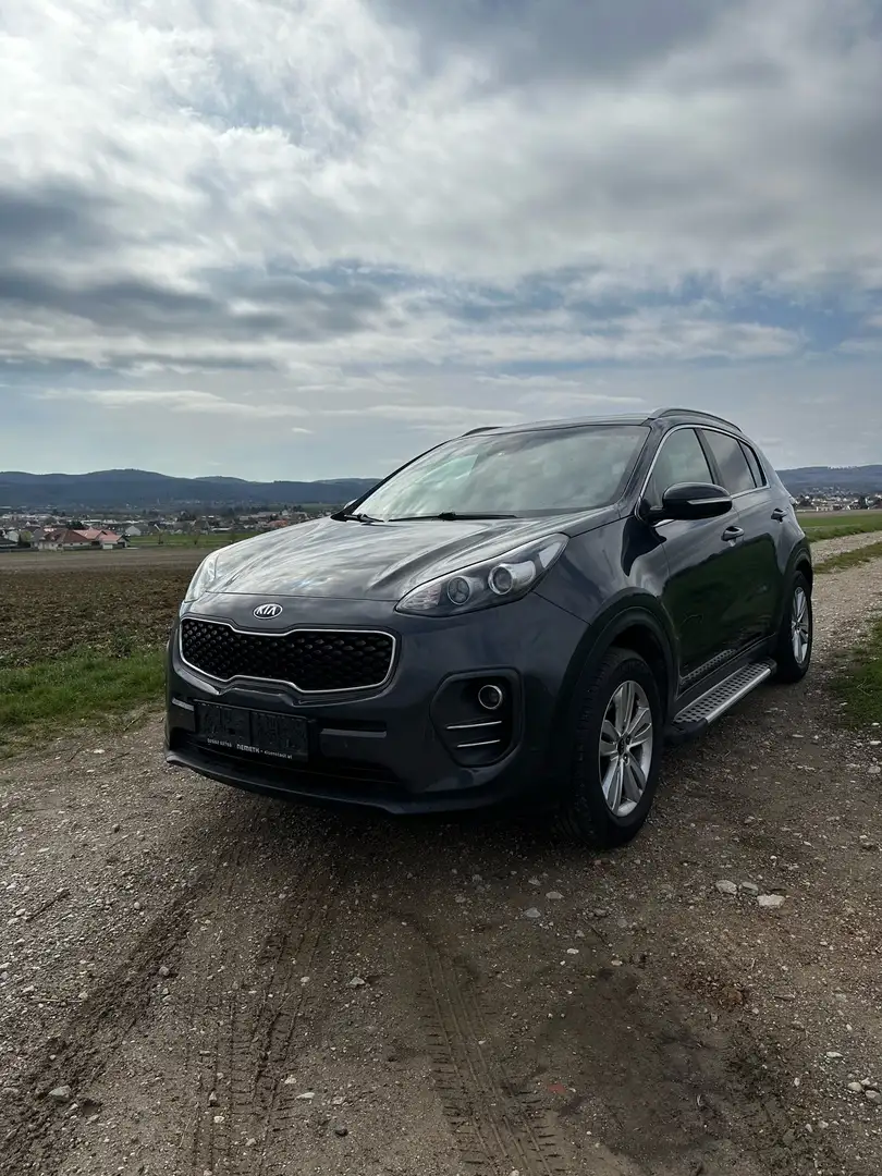 Kia Sportage 1,6 GDI ISG Silber Blau - 1