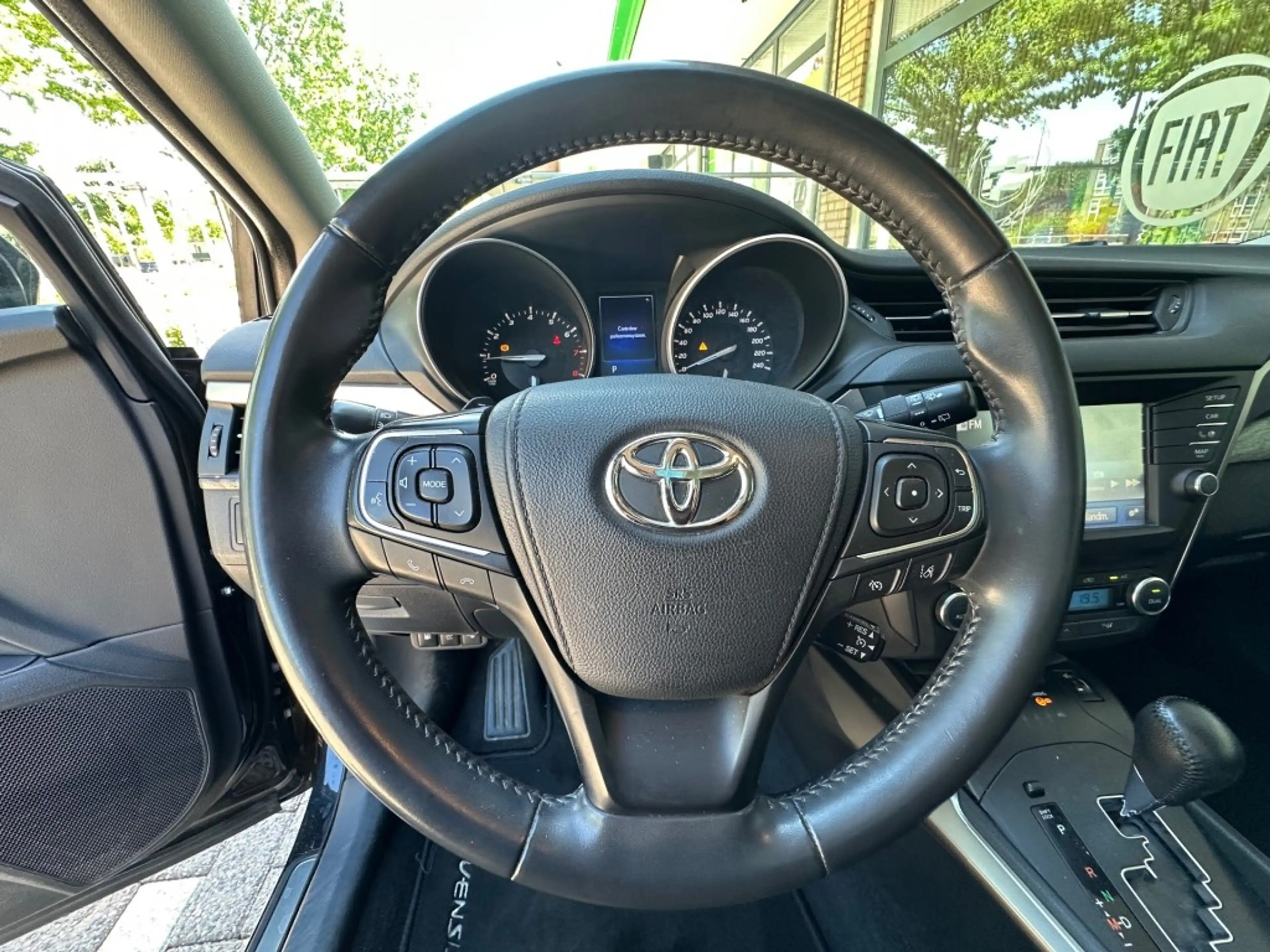 Toyota Avensis 1.8 VVT-I Premium Navi Leder Panorama AUTOMAAT DEF — photo 14