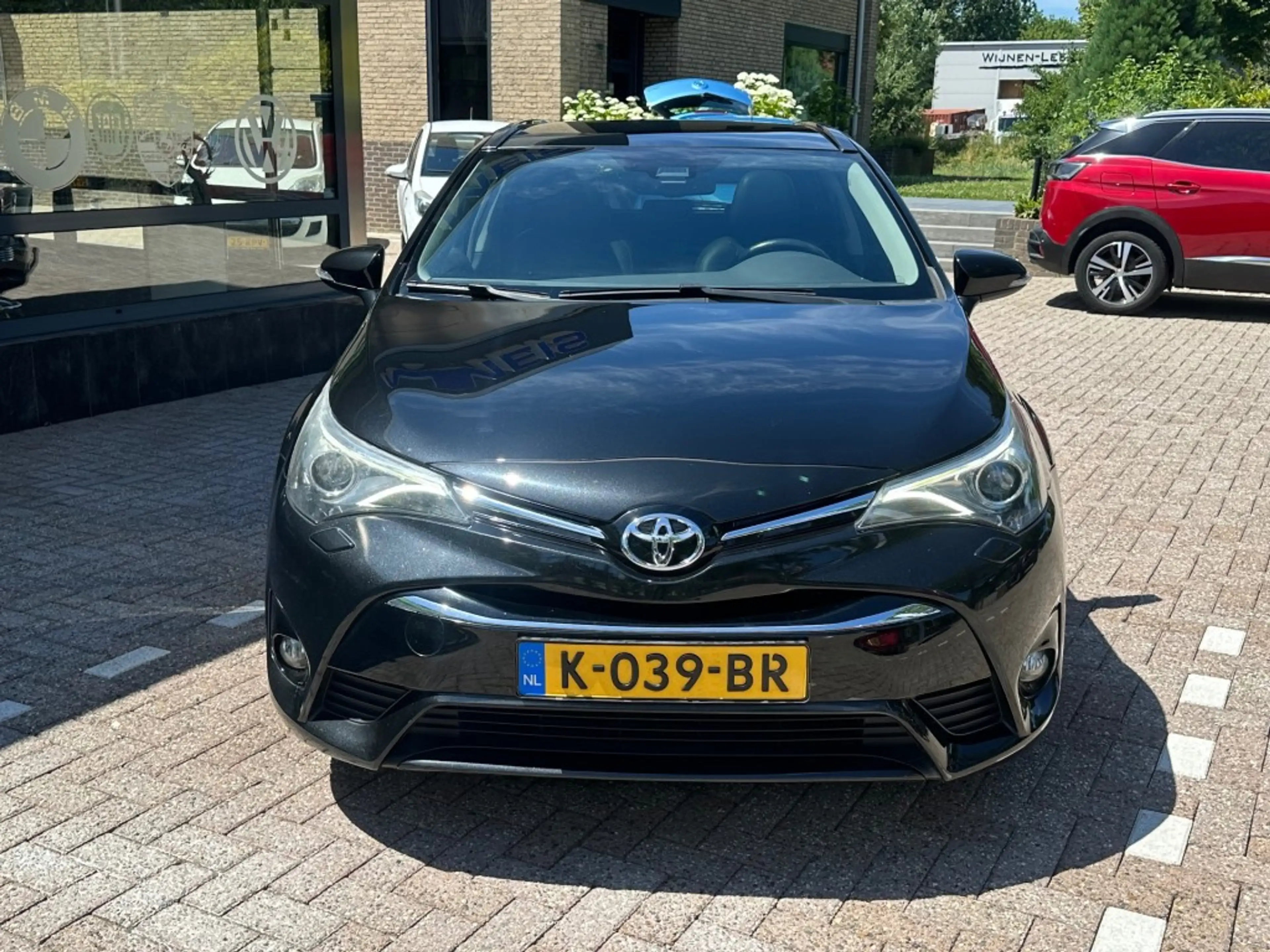 Toyota Avensis 1.8 VVT-I Premium Navi Leder Panorama AUTOMAAT DEF — photo 3