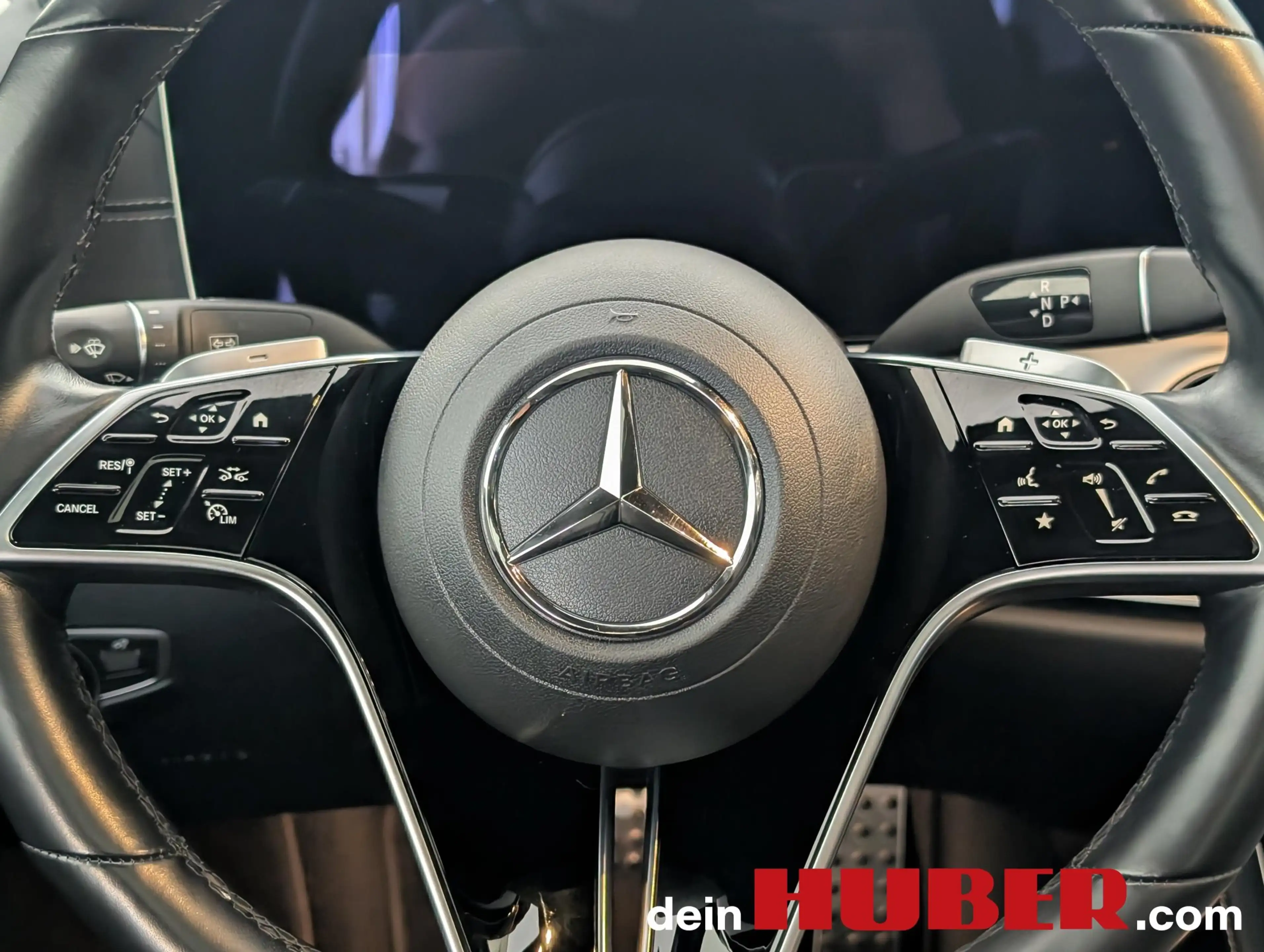 Mercedes-Benz CLS 350 — photo 13