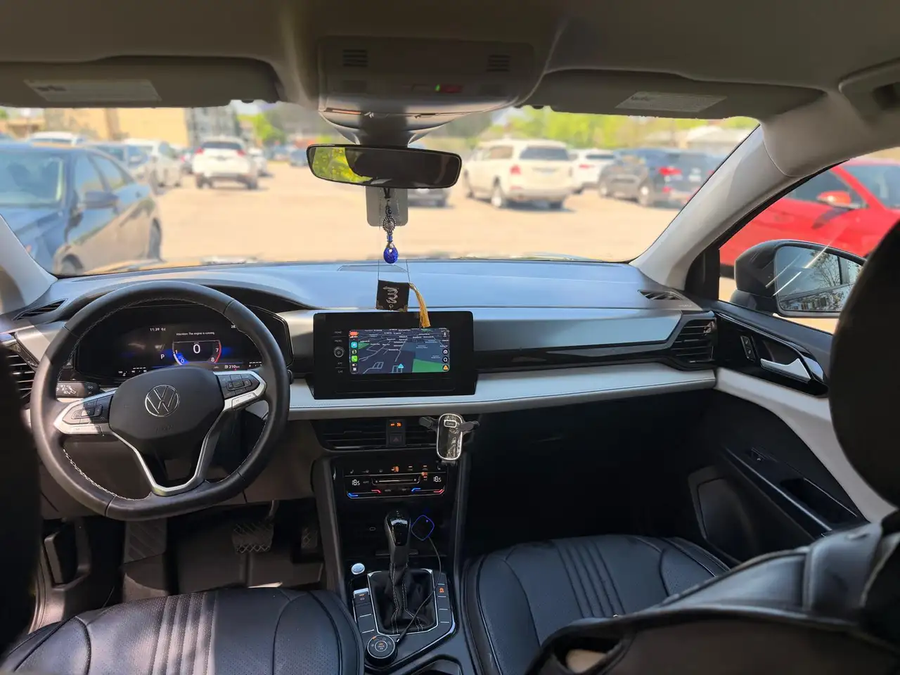 Volkswagen Taos снимка Volkswagen Taos