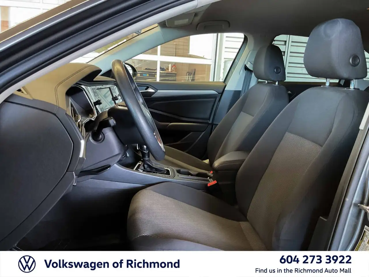 Volkswagen Jetta снимка Volkswagen Jetta