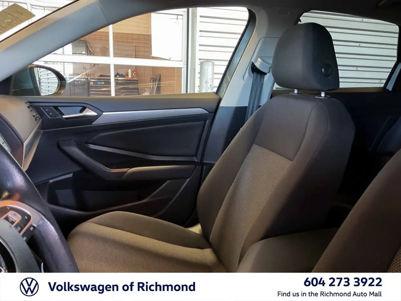 Volkswagen Jetta снимка Volkswagen Jetta