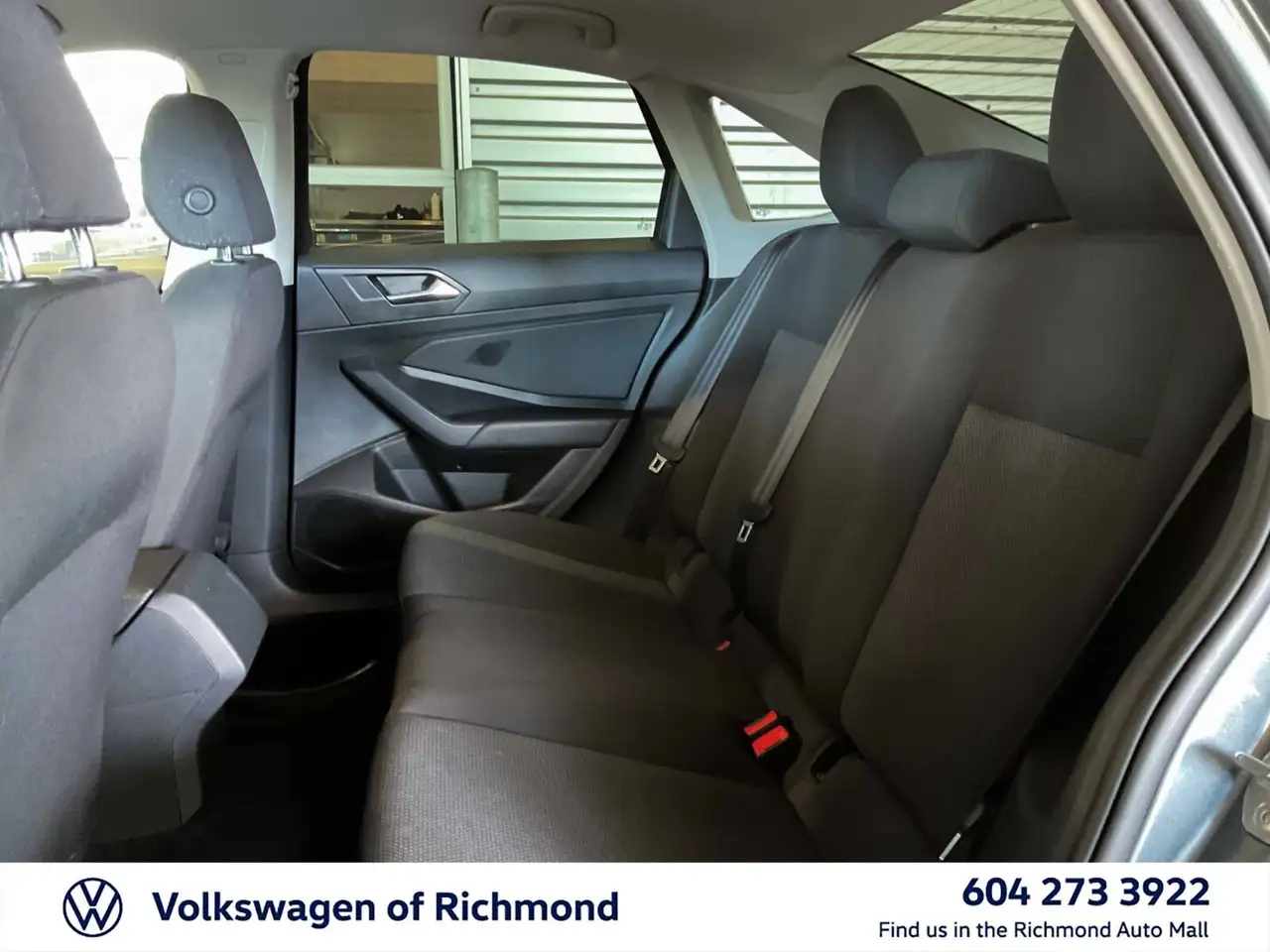 Volkswagen Jetta снимка Volkswagen Jetta