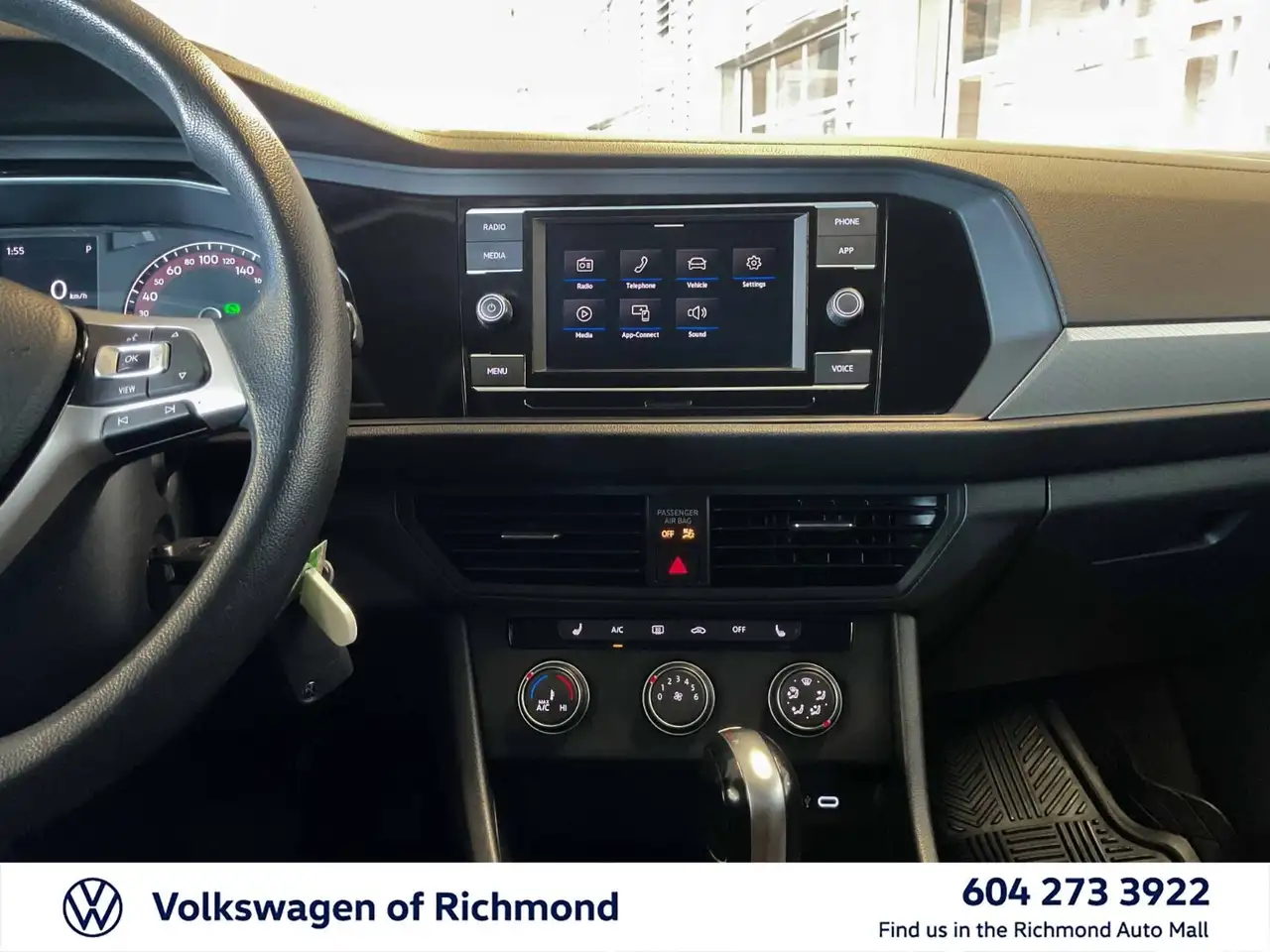 Volkswagen Jetta снимка Volkswagen Jetta