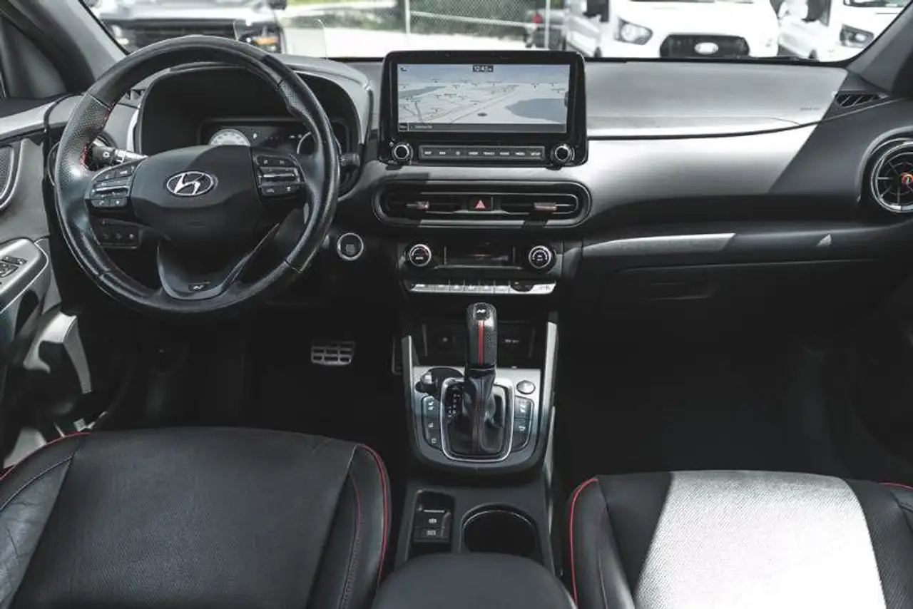 Hyundai KONA снимка Hyundai KONA