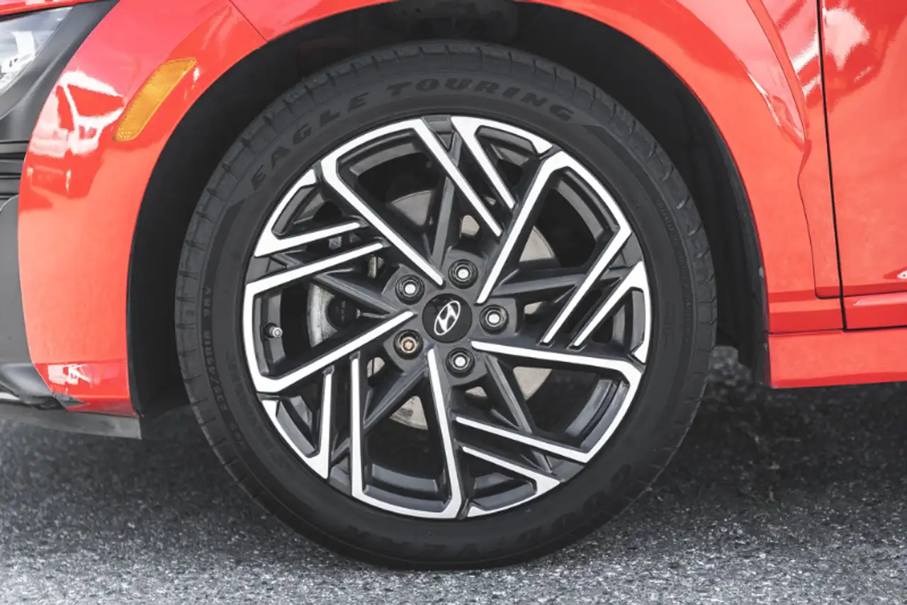 Hyundai KONA снимка Hyundai KONA
