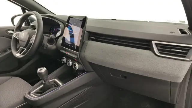 Renault Clio view 15