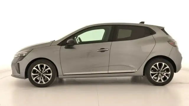 Renault Clio view 3