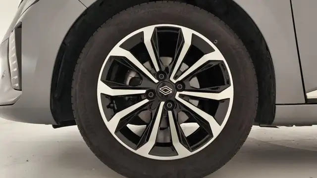 Renault Clio view 9