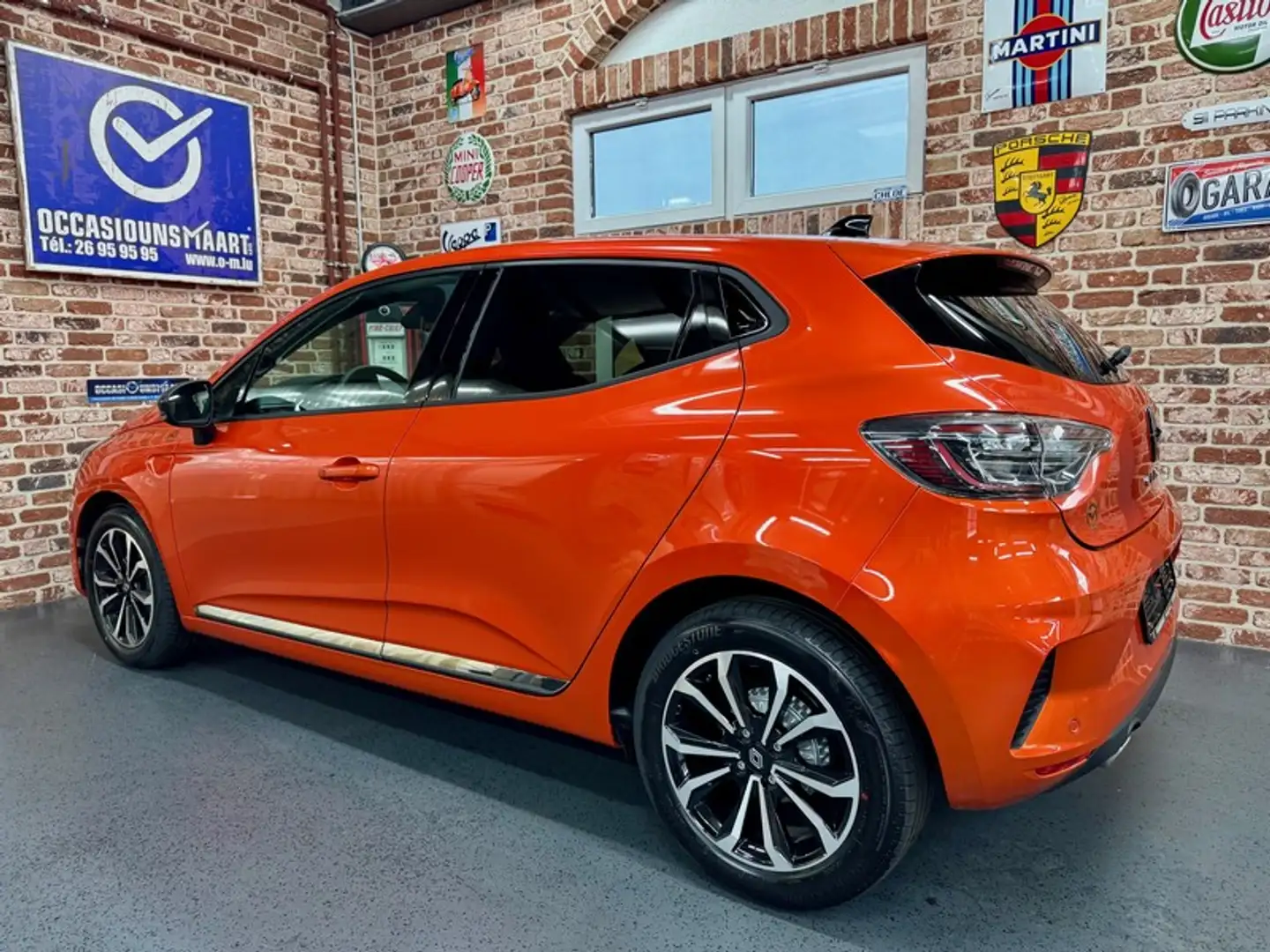 Renault Clio Clio 1.0 91cv TECHNO (Véhicule neuf) Orange - 2
