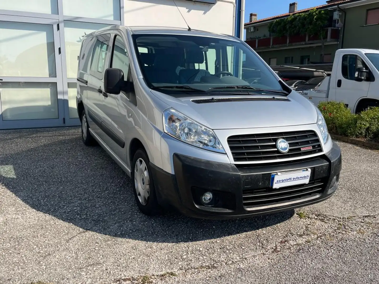 Fiat Scudo scudo 2.0 mjt LH1 136cv semiv. 5/6p.ti N1 Dpf Сірий - 1