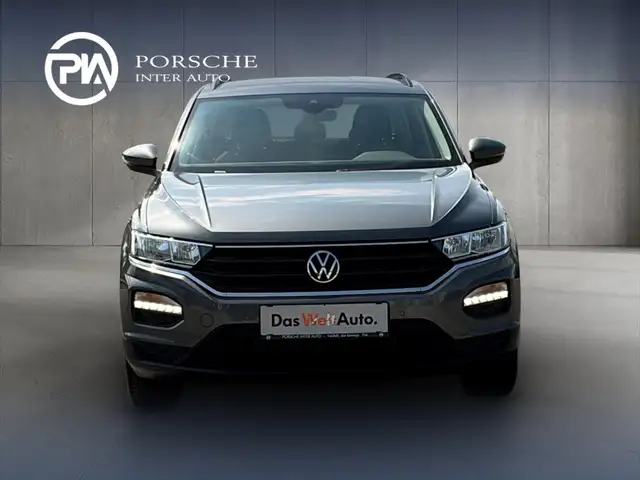 Volkswagen T-Roc view 2