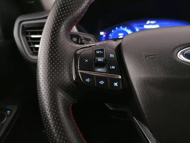 Ford Kuga view 25