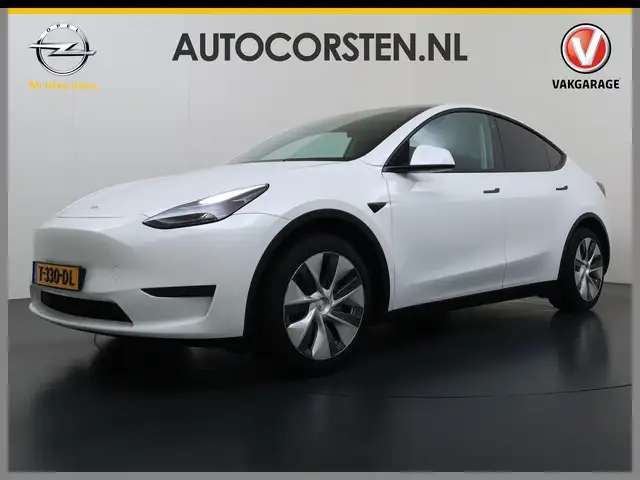Tesla Model Y view 6