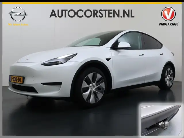 2023 Tesla Model Y in White for sale
