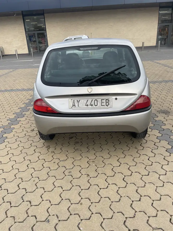 Lancia Y 1.1 8v Elefantino Blu, foto 3