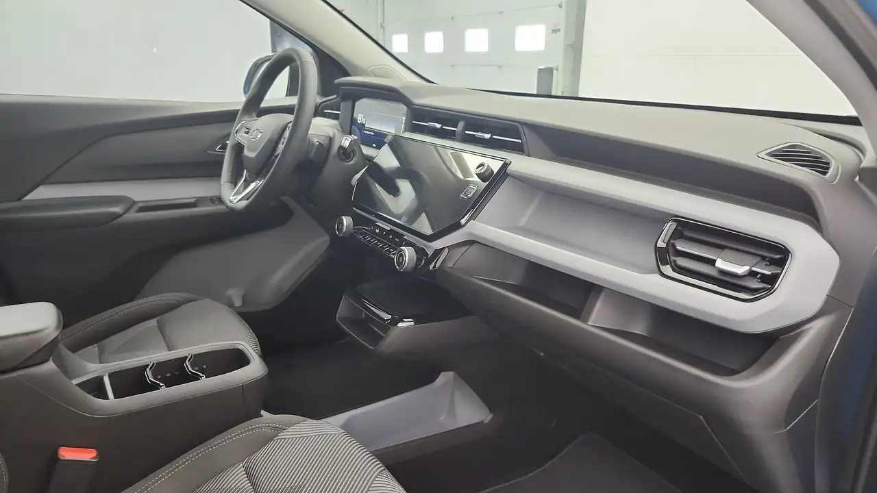 Chevrolet Bolt photo Chevrolet Bolt