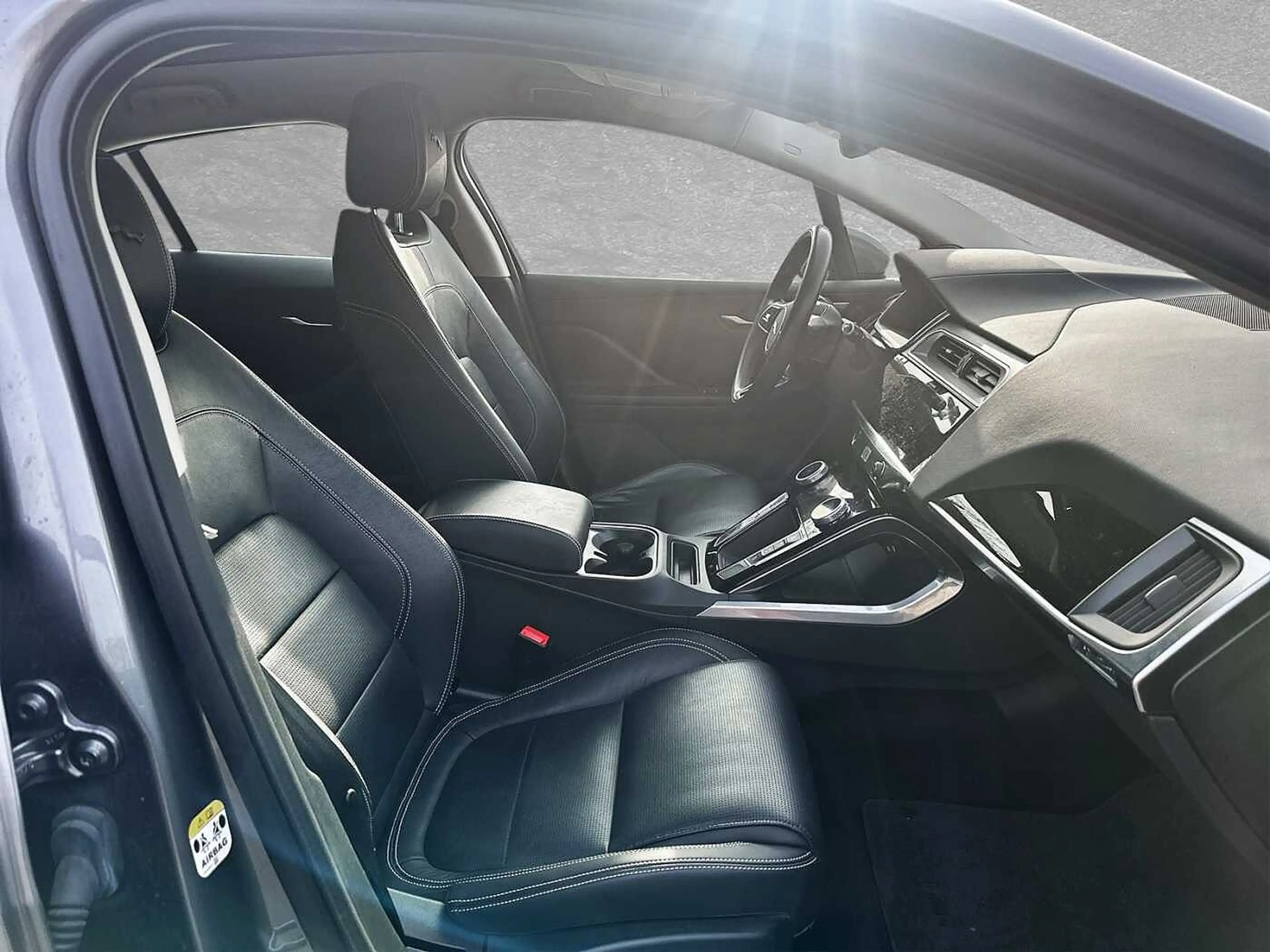 Jaguar I-Pace EV320 AWD SE — photo 3