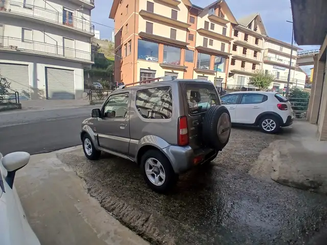 Suzuki Jimny Jimny 1.5 ddis JLX+ 4wd
