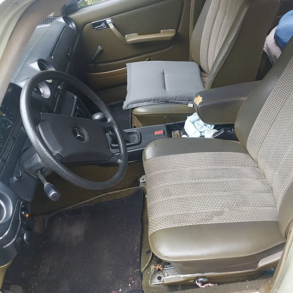 Mercedes Benz 200 D W 123, foto 3