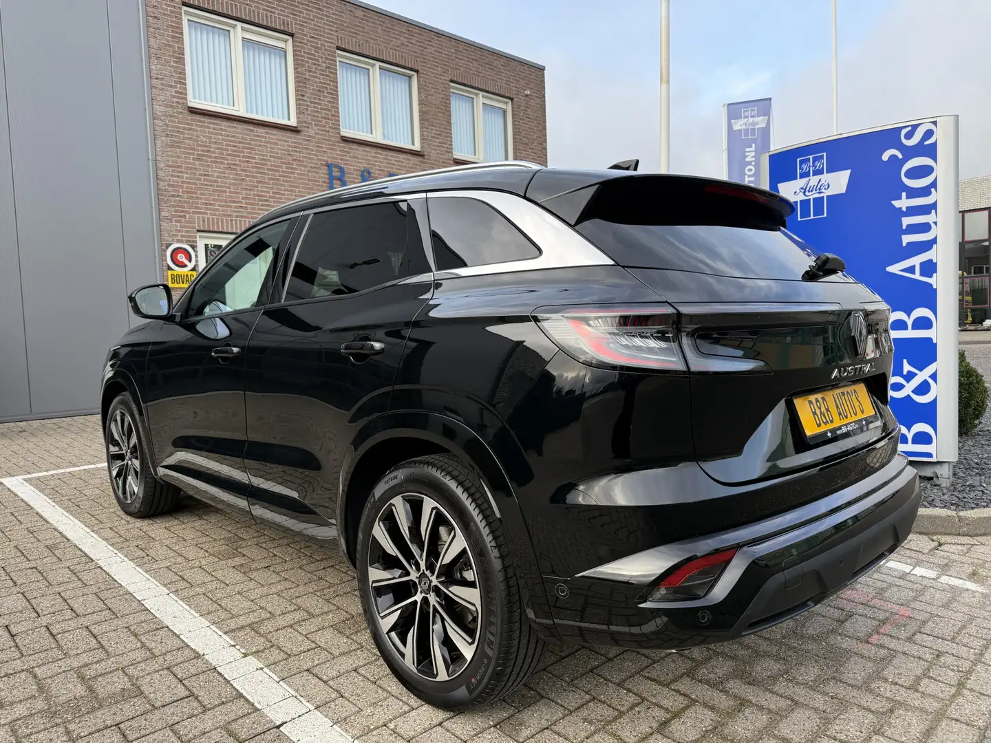 Renault Austral 1.3 mild hybrid 160pk X-Tronic Techno l PANO-DAK l Schwarz - 2