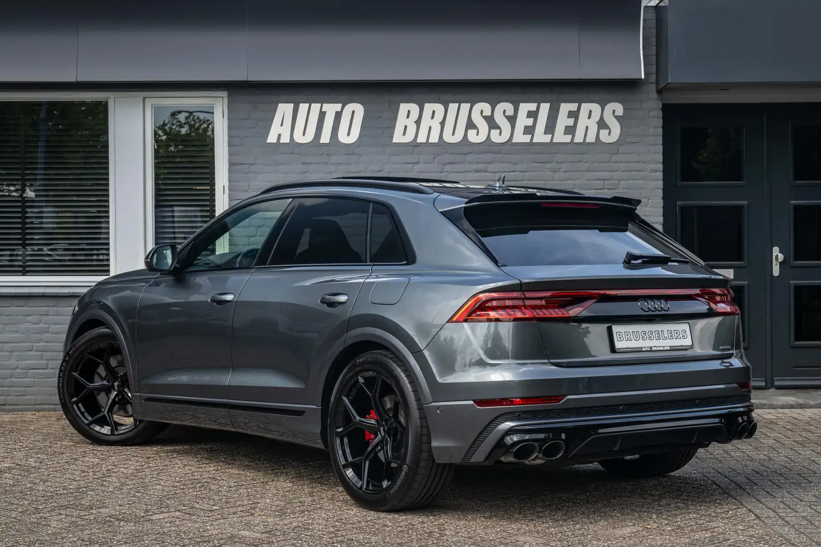 Audi Q8 55 TFSI e quattro Pro Line Advanced 38000km! SQ8 s Grijs - 2