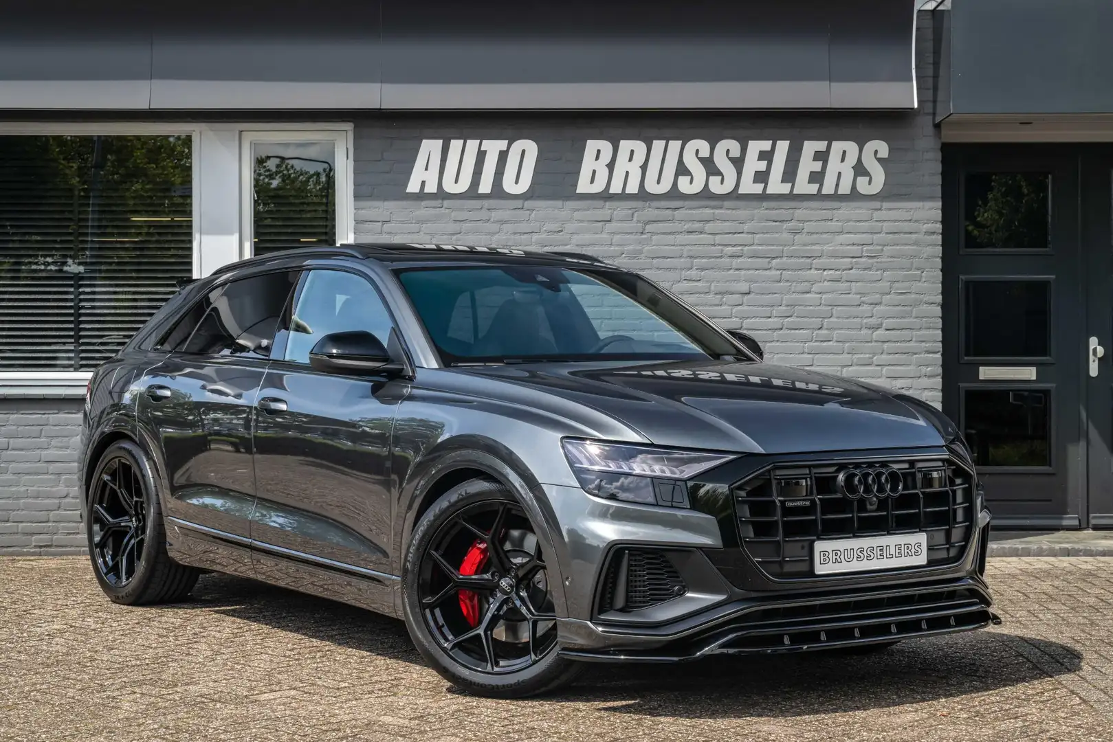 Audi Q8 55 TFSI e quattro Pro Line Advanced 38000km! SQ8 s Grijs - 1